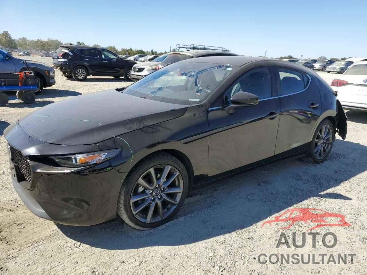 MAZDA 3 2021 - JM1BPAKL4M1321055
