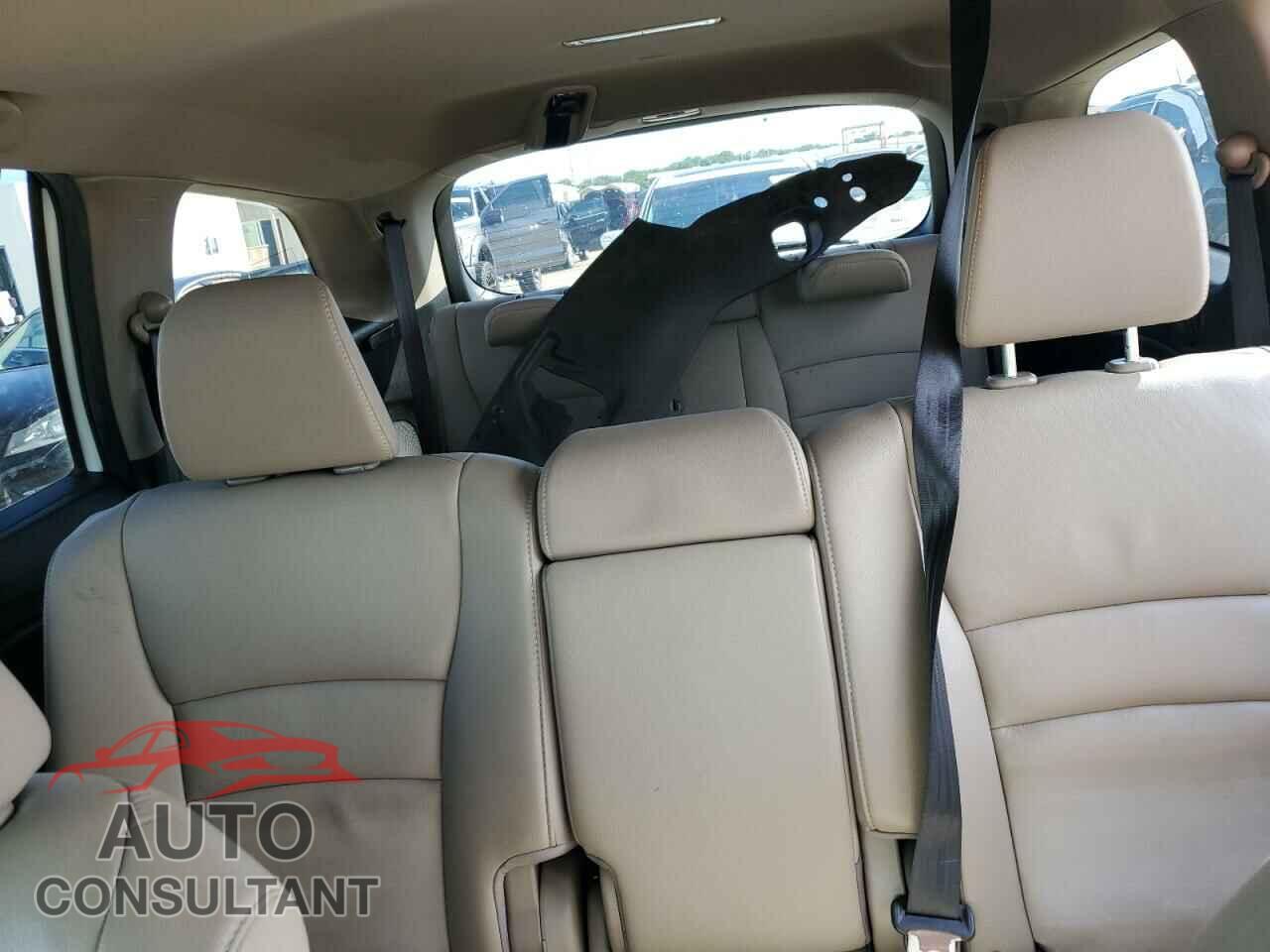 HONDA PILOT 2017 - 5FNYF6H55HB026336