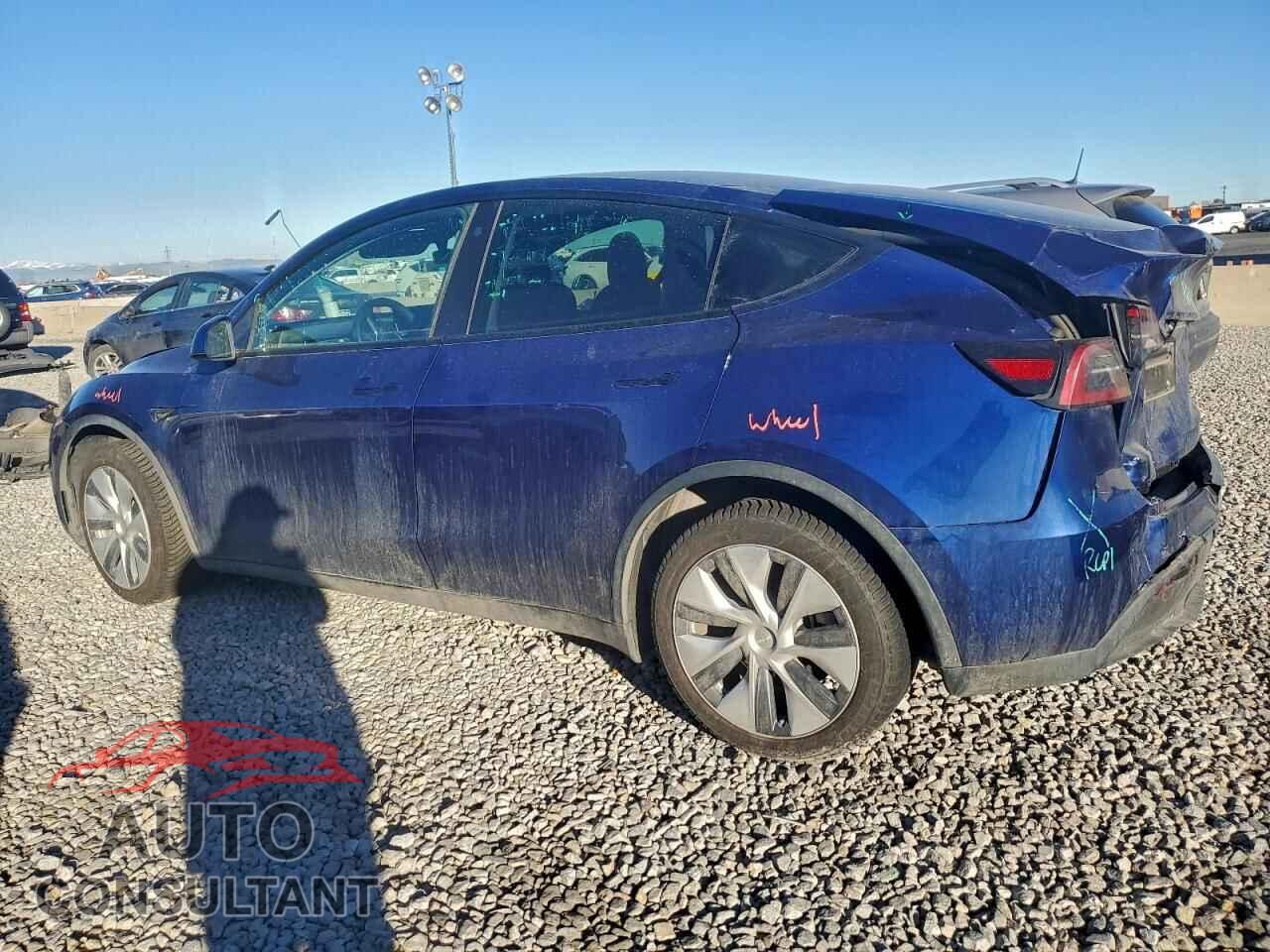 TESLA MODEL Y 2023 - 7SAYGDEE8PF643530