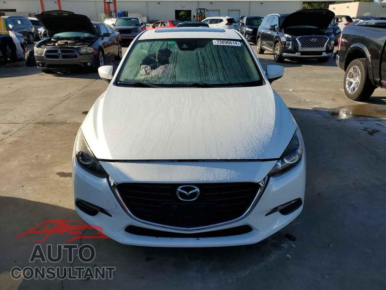 MAZDA 3 2017 - JM1BN1L33H1143035