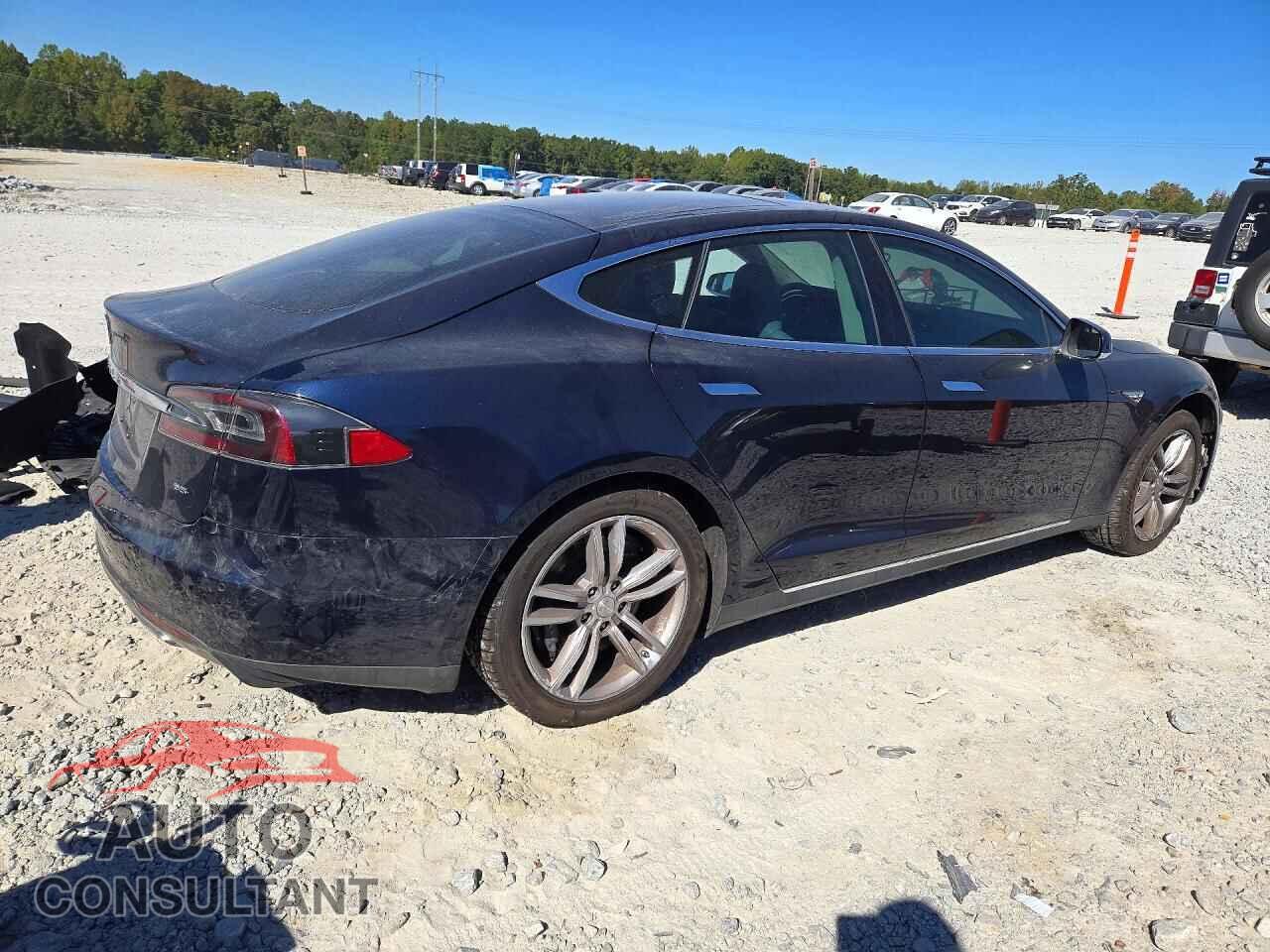 TESLA MODEL S 2014 - 5YJSA1H10EFP55635