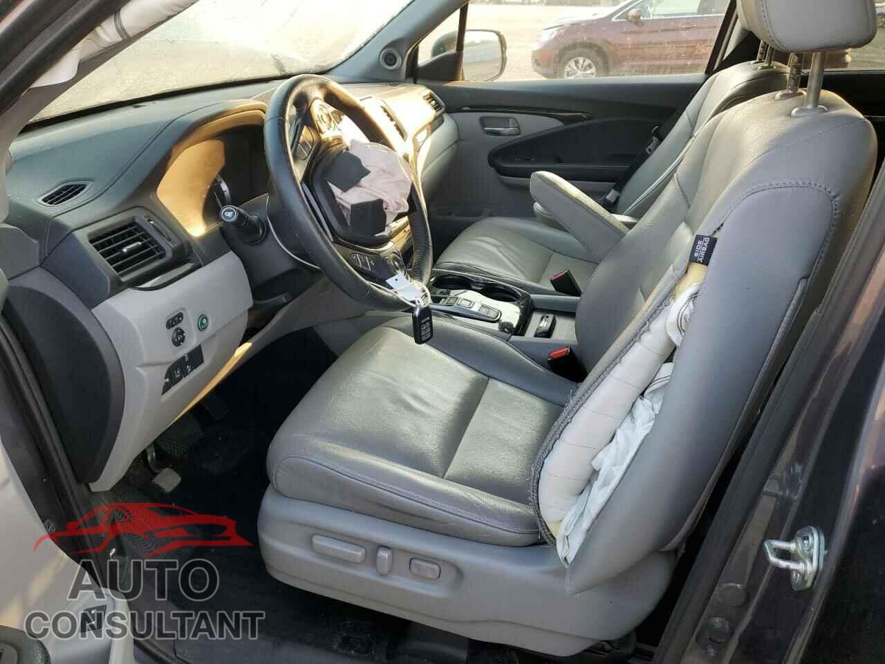 HONDA PILOT 2016 - 5FNYF6H98GB123726