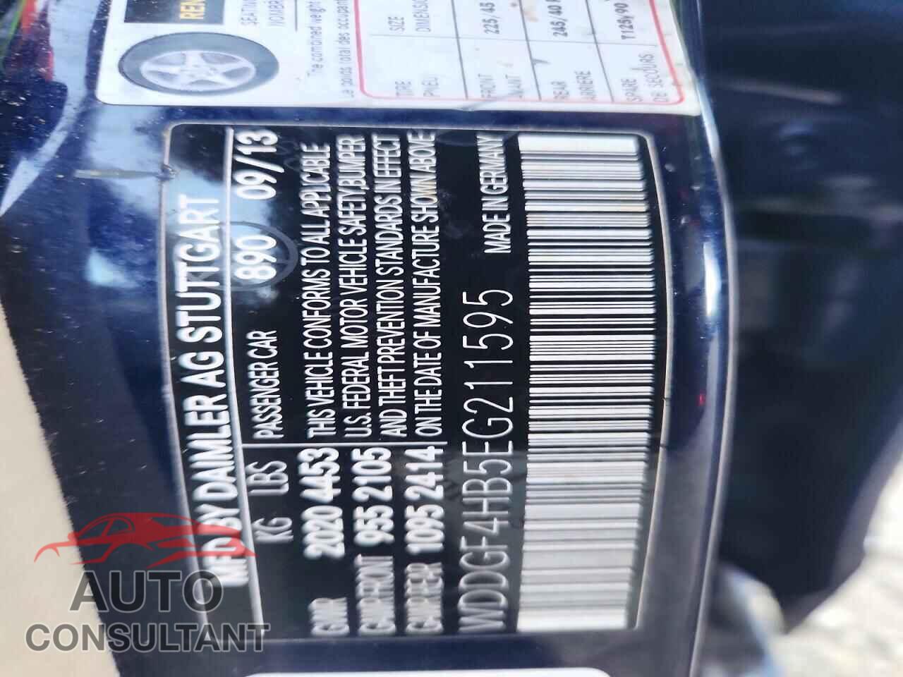 MERCEDES-BENZ C-CLASS 2014 - WDDGF4HB5EG211595