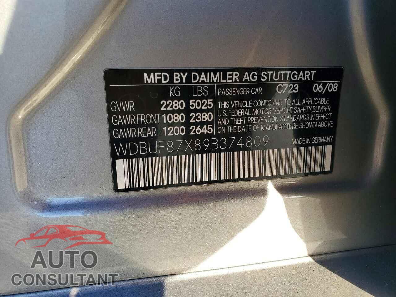 MERCEDES-BENZ E-CLASS 2009 - WDBUF87X89B374809