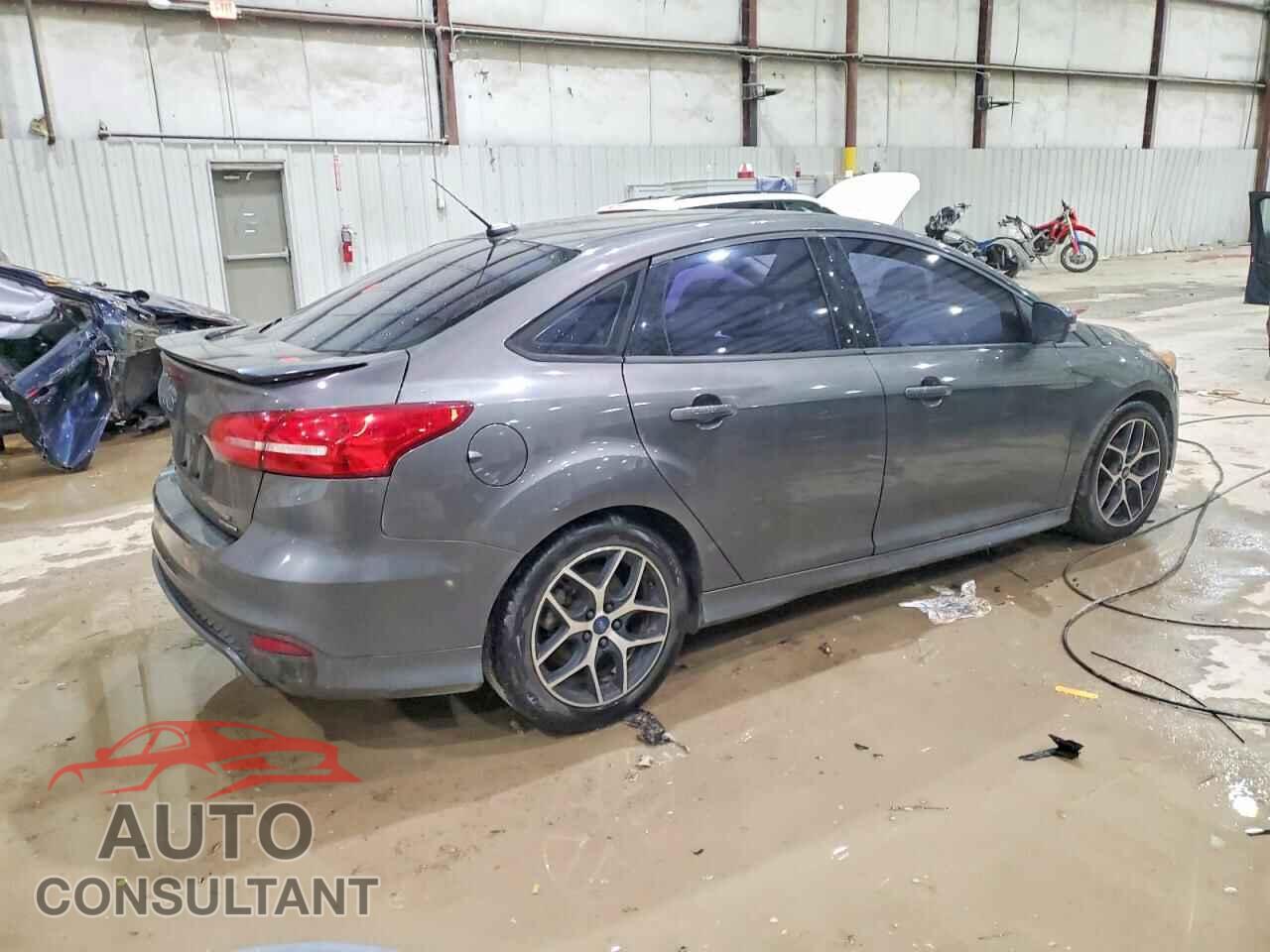 FORD FOCUS 2015 - 1FADP3F21FL260623