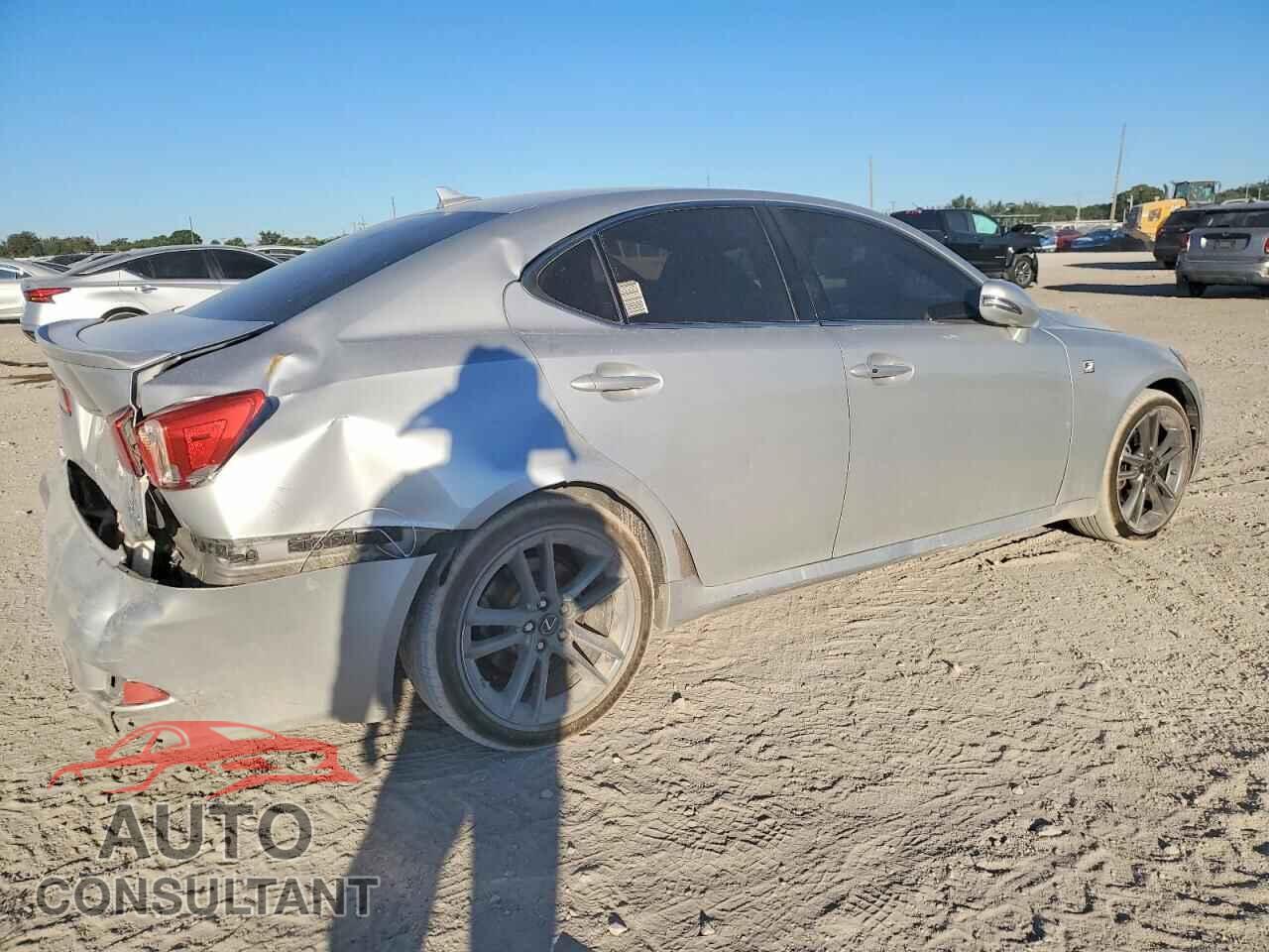 LEXUS IS 2011 - JTHBF5C20B5149918
