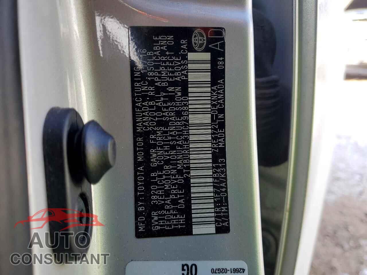 TOYOTA COROLLA 2017 - 2T1BURHE3HC796830