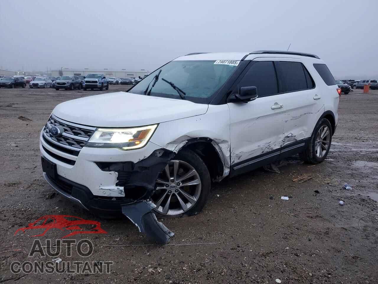 FORD EXPLORER 2018 - 1FM5K7D82JGA19002