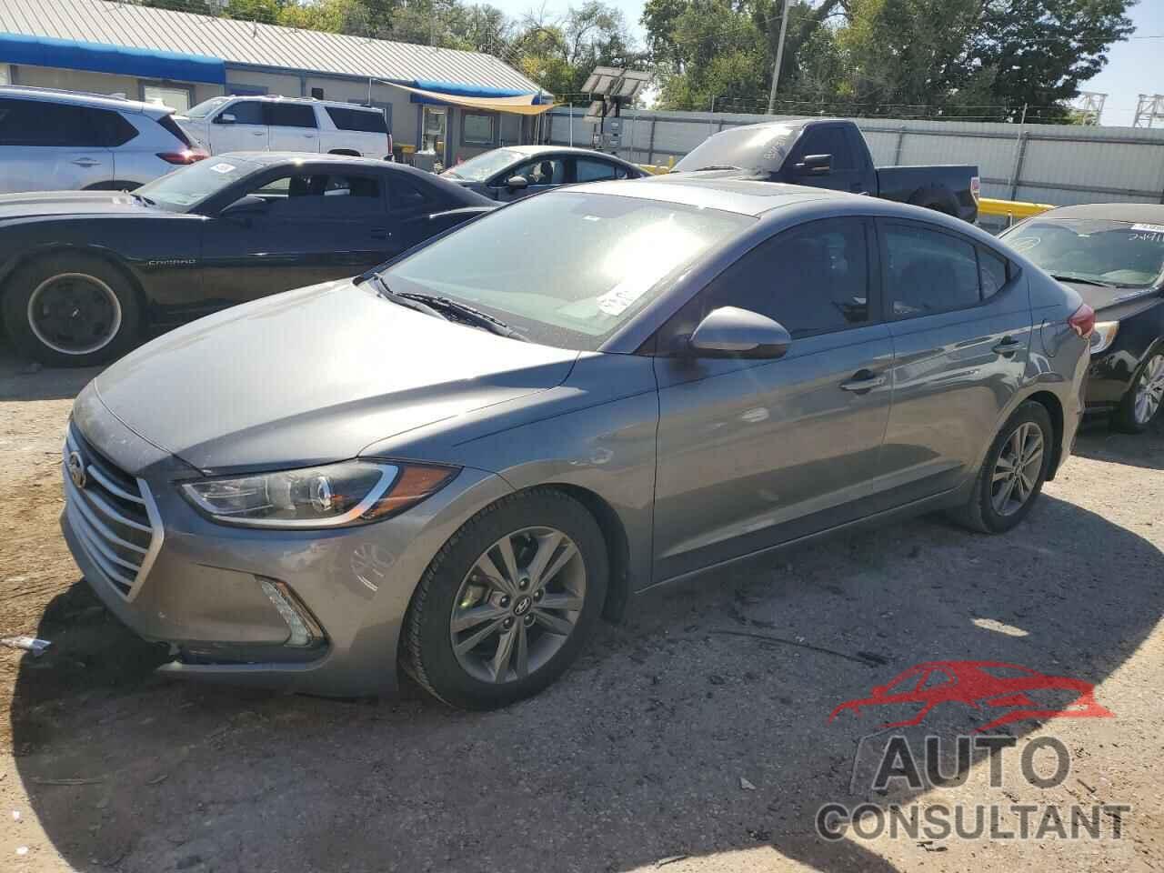 HYUNDAI ELANTRA 2018 - 5NPD84LF5JH299815