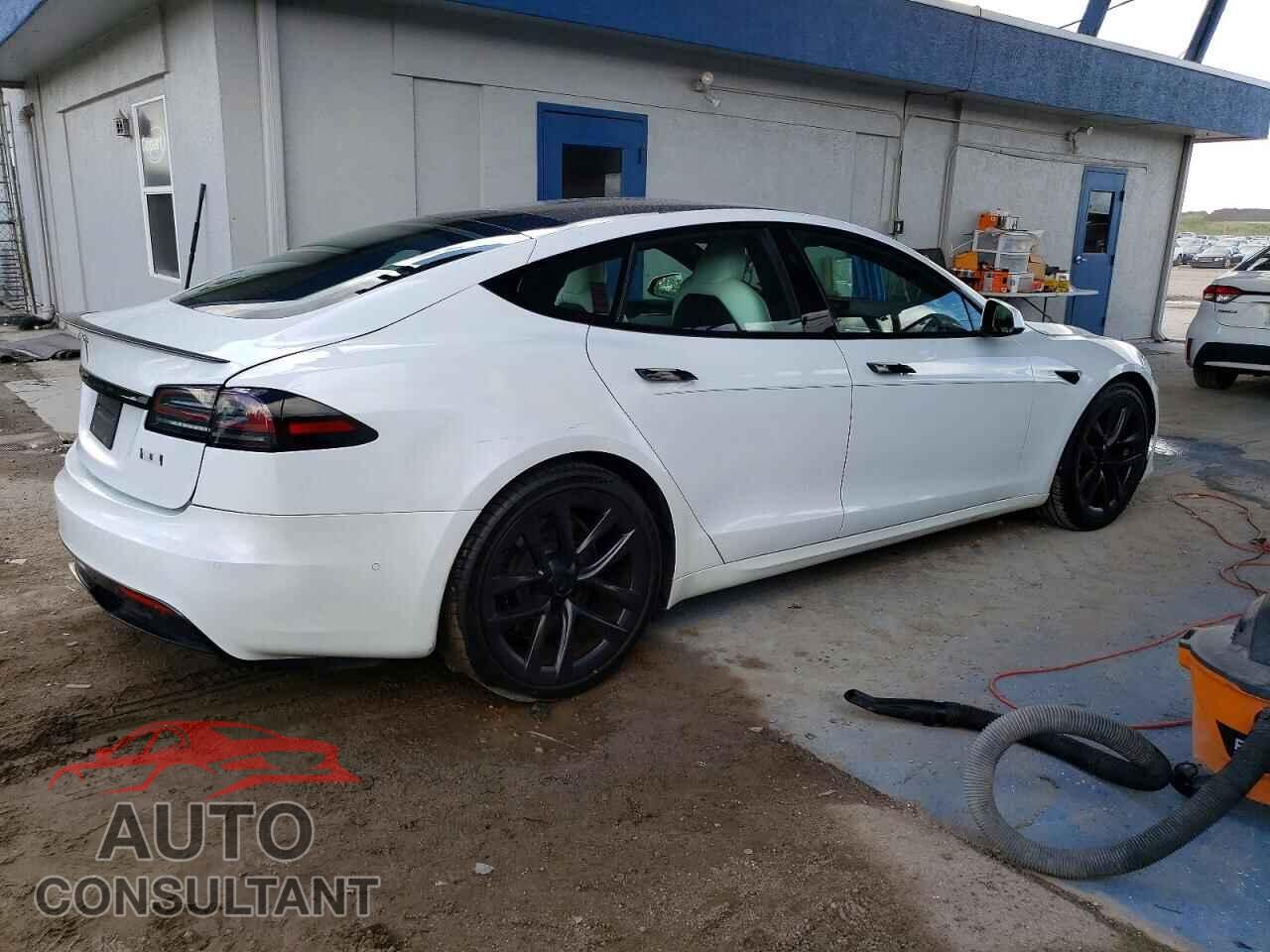 TESLA MODEL S 2022 - 5YJSA1E64NF473627