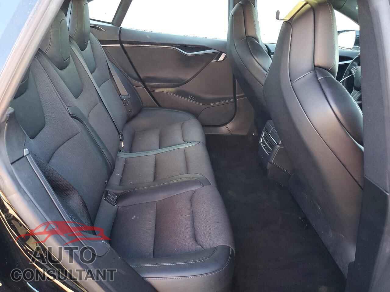TESLA MODEL S 2018 - 5YJSA1E27JF283506