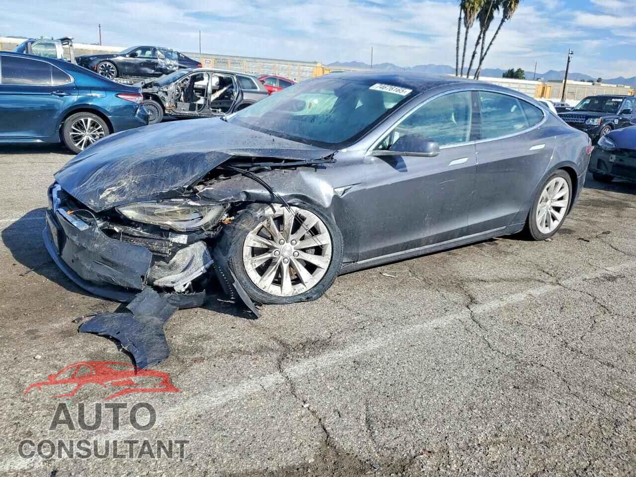TESLA MODEL S 2018 - 5YJSA1E28JF295101