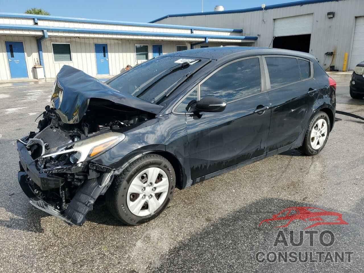 KIA FORTE 2017 - KNAFK5A88H5676617