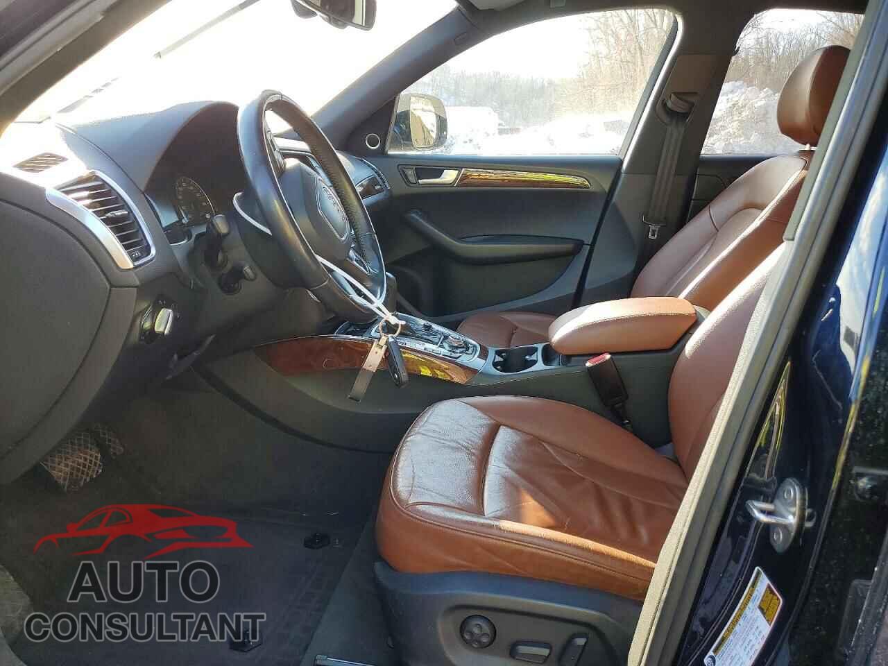 AUDI Q5 2010 - WA1LKAFP7AA069064