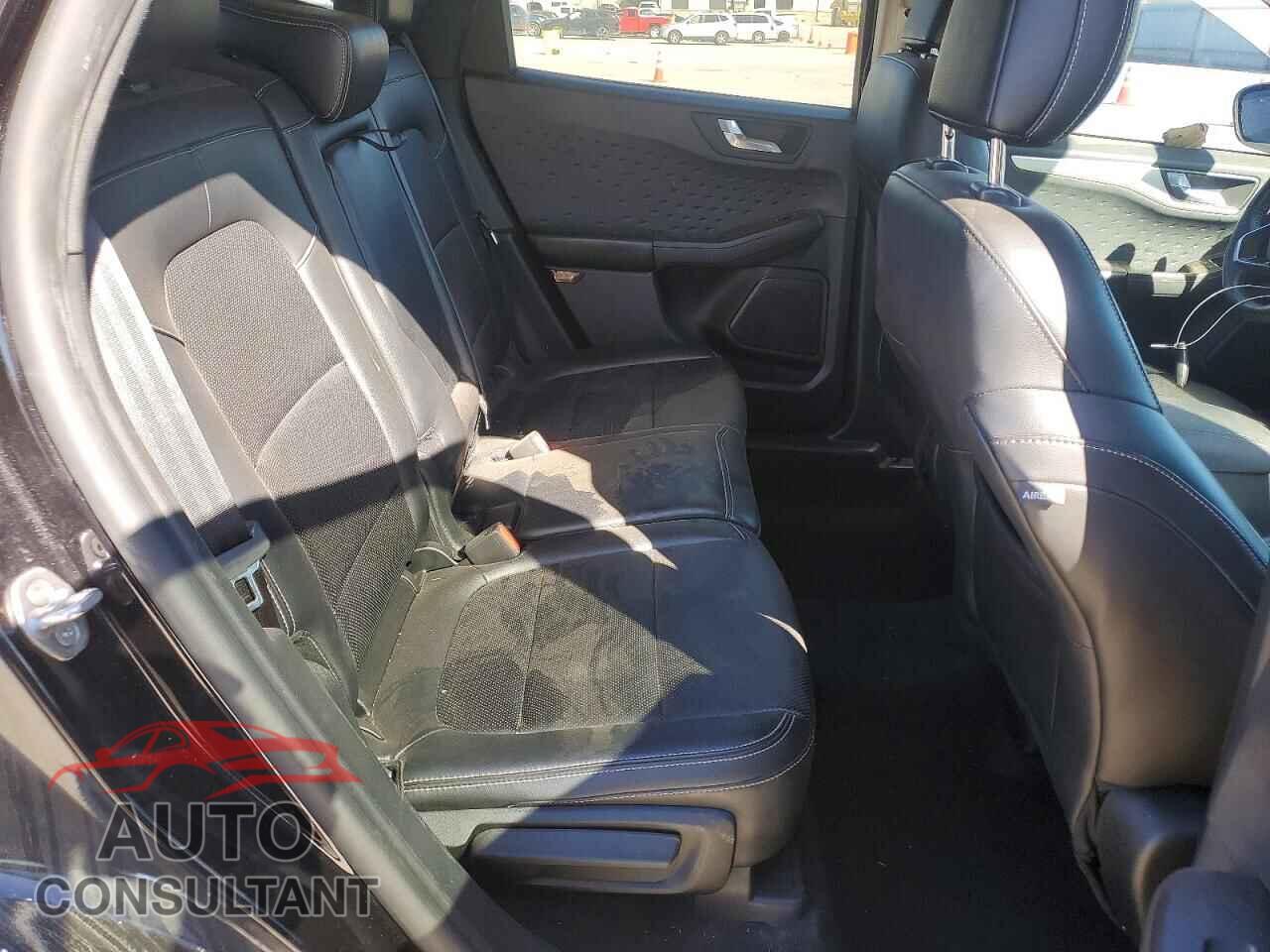 FORD ESCAPE 2020 - 1FMCU0H60LUA54000