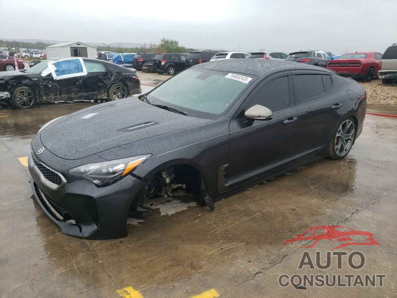 KIA STINGER 2018 - KNAE45LC0J6027000