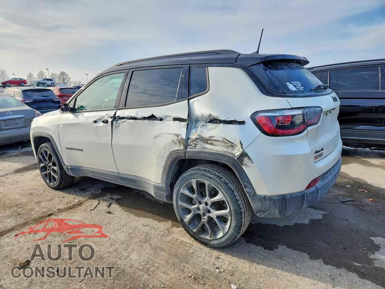 JEEP COMPASS 2019 - 3C4NJDCB9KT669901