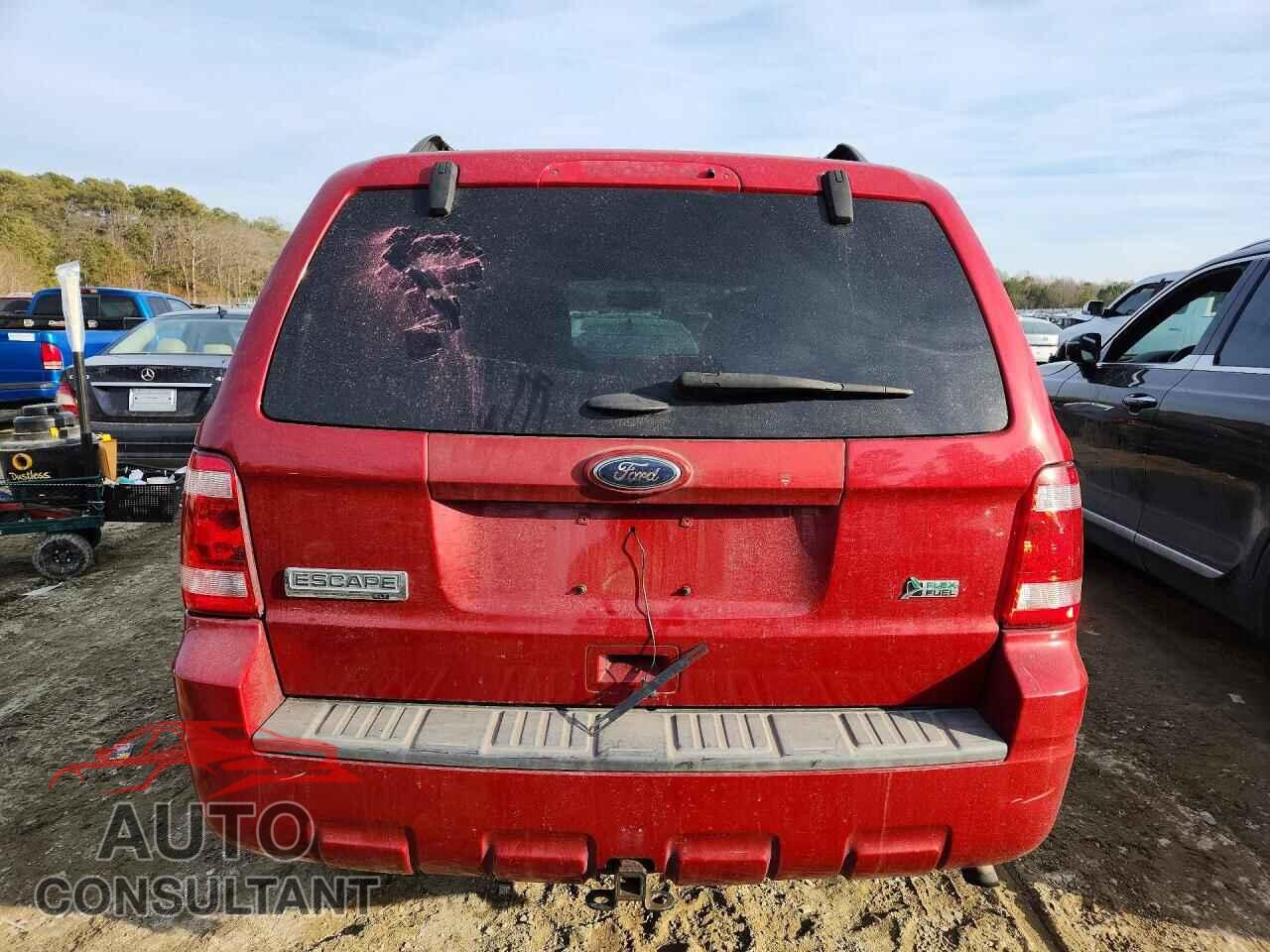 FORD ESCAPE 2011 - 1FMCU0DG5BKA19980