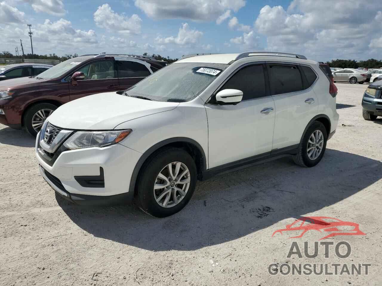 NISSAN ROGUE 2017 - KNMAT2MT5HP570722