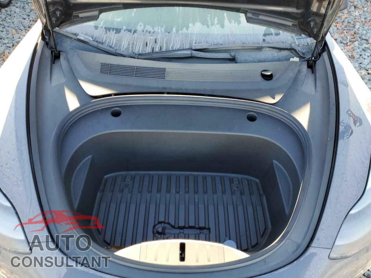 TESLA MODEL 3 2022 - 5YJ3E1EA5NF190201