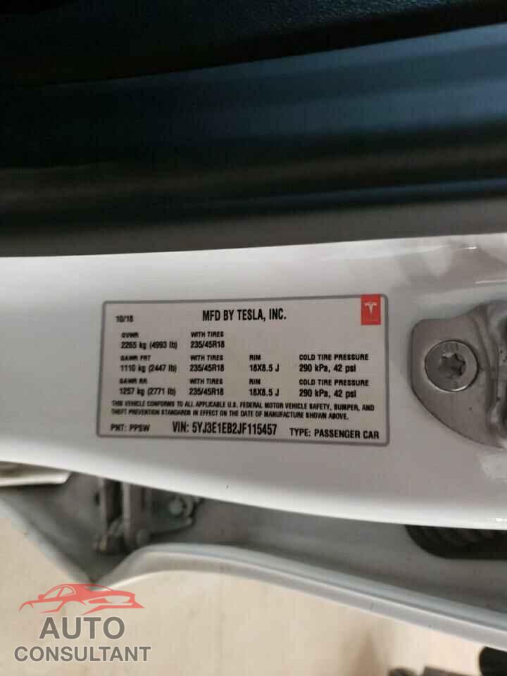TESLA MODEL 3 2018 - 5YJ3E1EB2JF115457