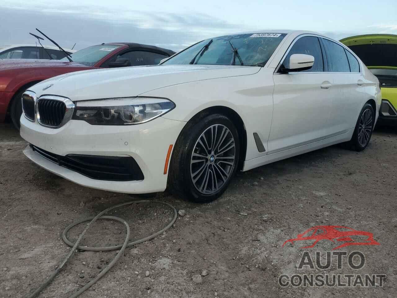 BMW 5 SERIES 2019 - WBAJA7C55KWW32992