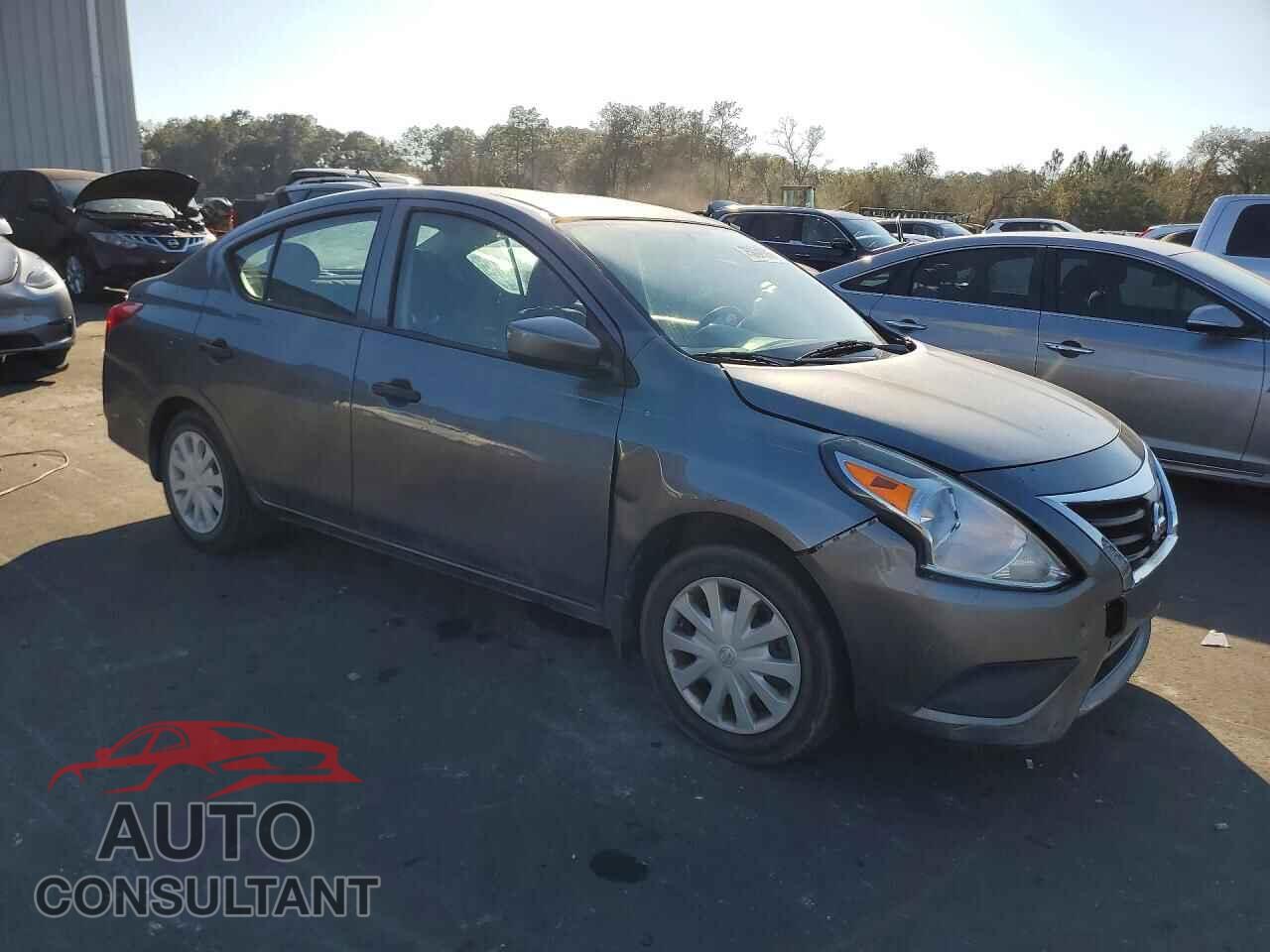 NISSAN VERSA 2019 - 3N1CN7AP3KL804871