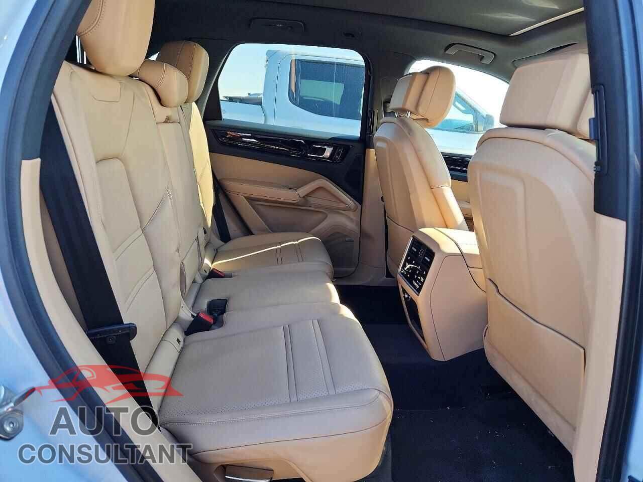PORSCHE CAYENNE 2021 - WP1AA2AY7MDA10233