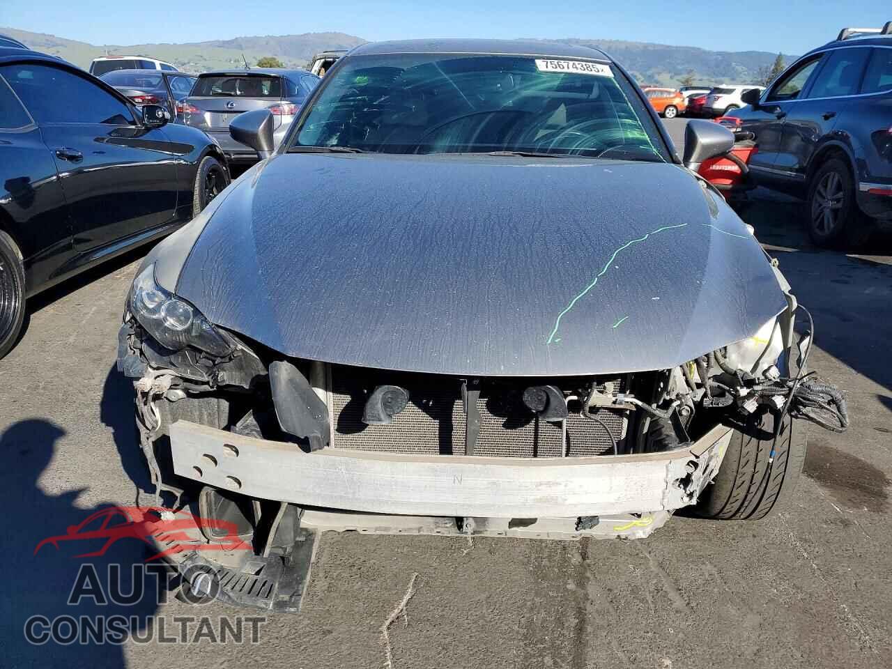 LEXUS IS 2015 - JTHBE1D26F5022011