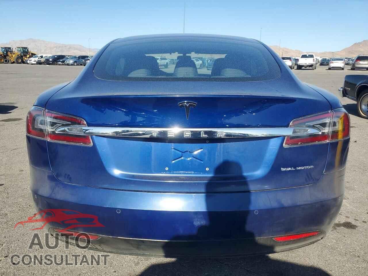 TESLA MODEL S 2019 - 5YJSA1E27KF348193