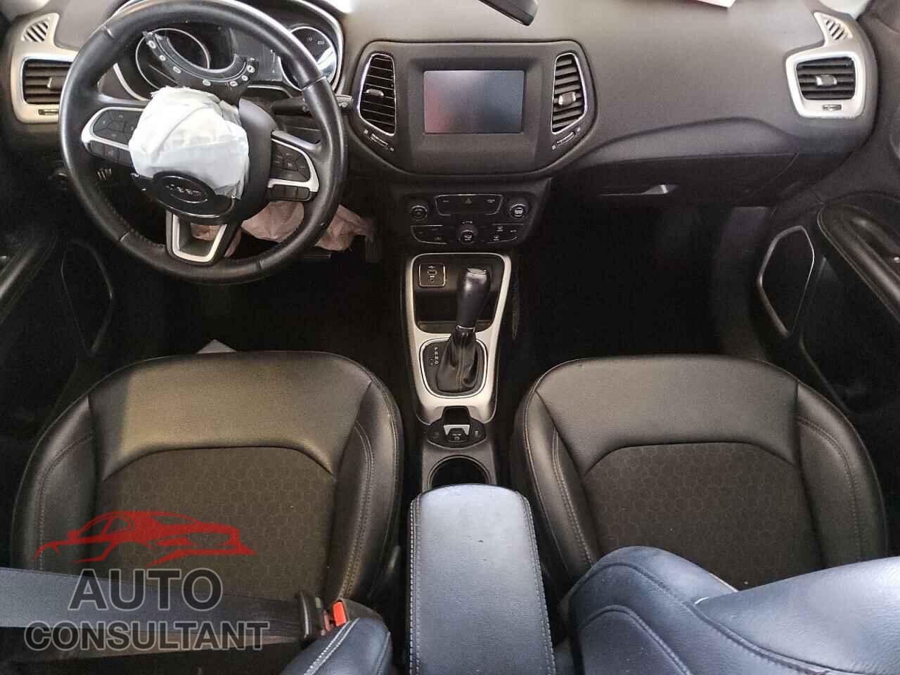 JEEP COMPASS 2019 - 3C4NJCBB4KT762952
