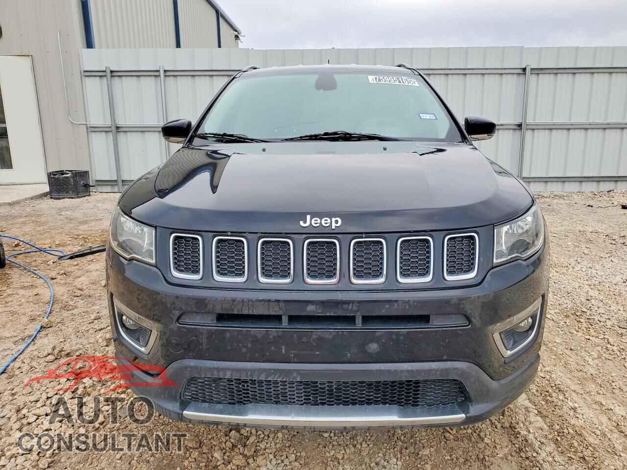JEEP COMPASS 2017 - 3C4NJDCB9HT647020
