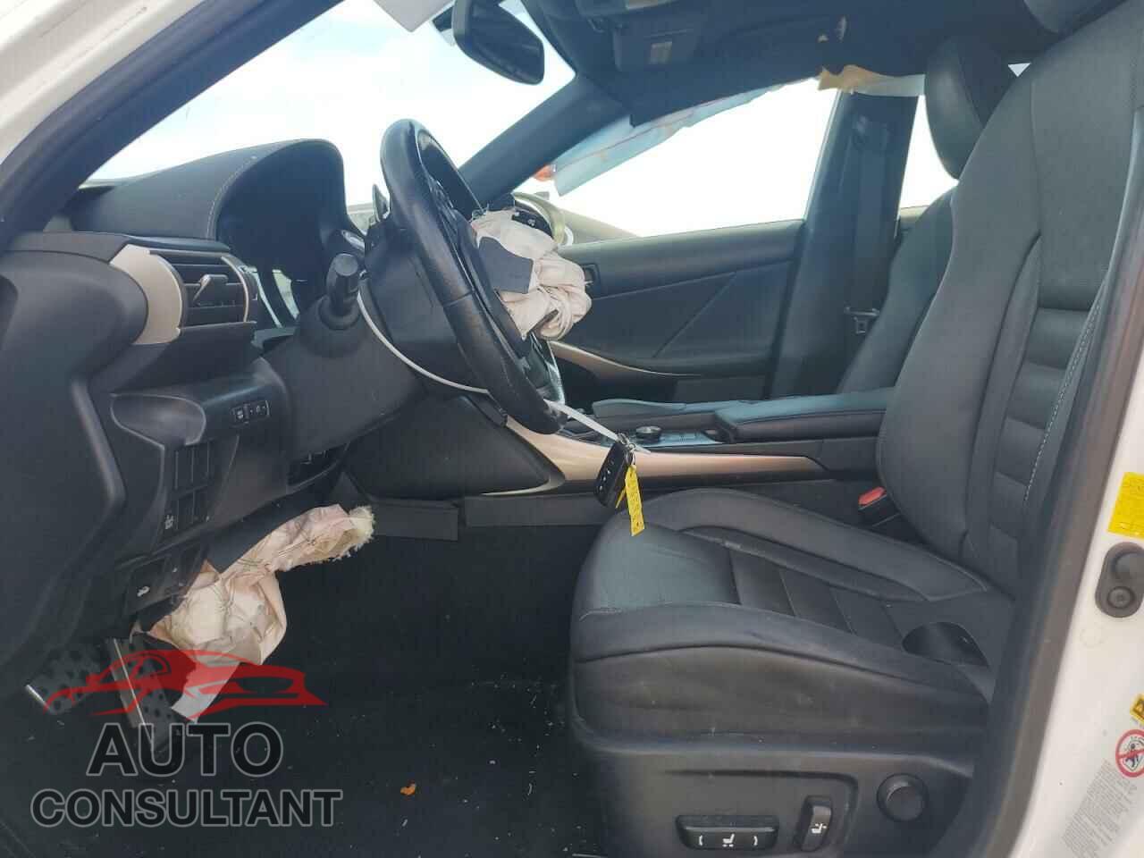 LEXUS IS 2015 - JTHBF1D22F5079819