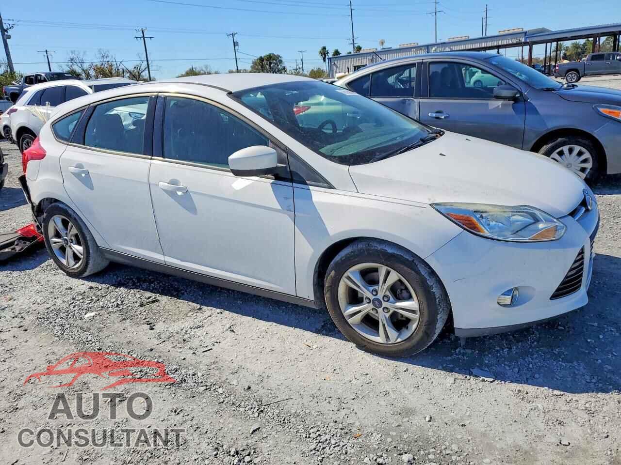 FORD FOCUS 2012 - 1FAHP3K24CL365742