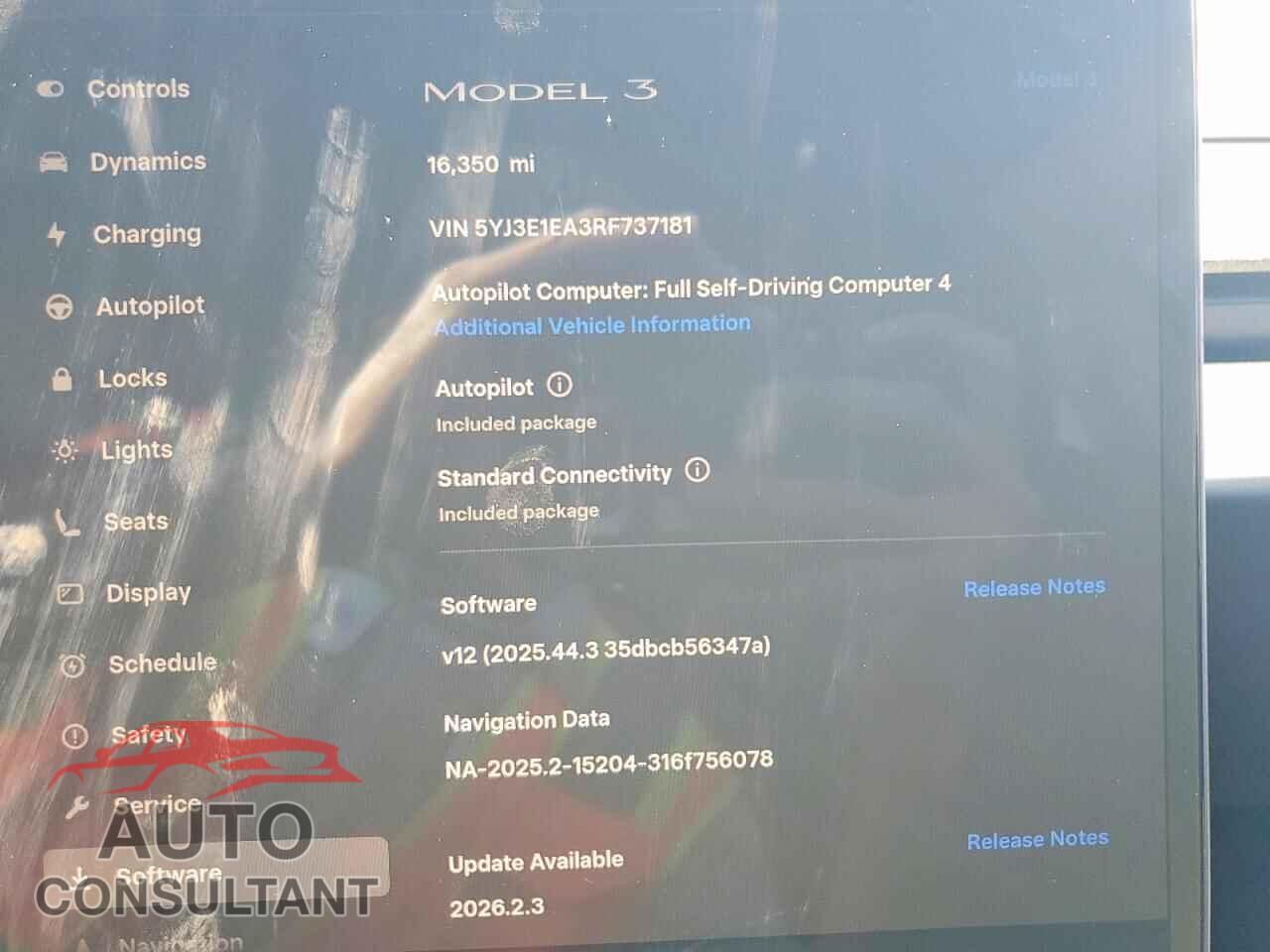 TESLA MODEL 3 2024 - 5YJ3E1EA3RF737181