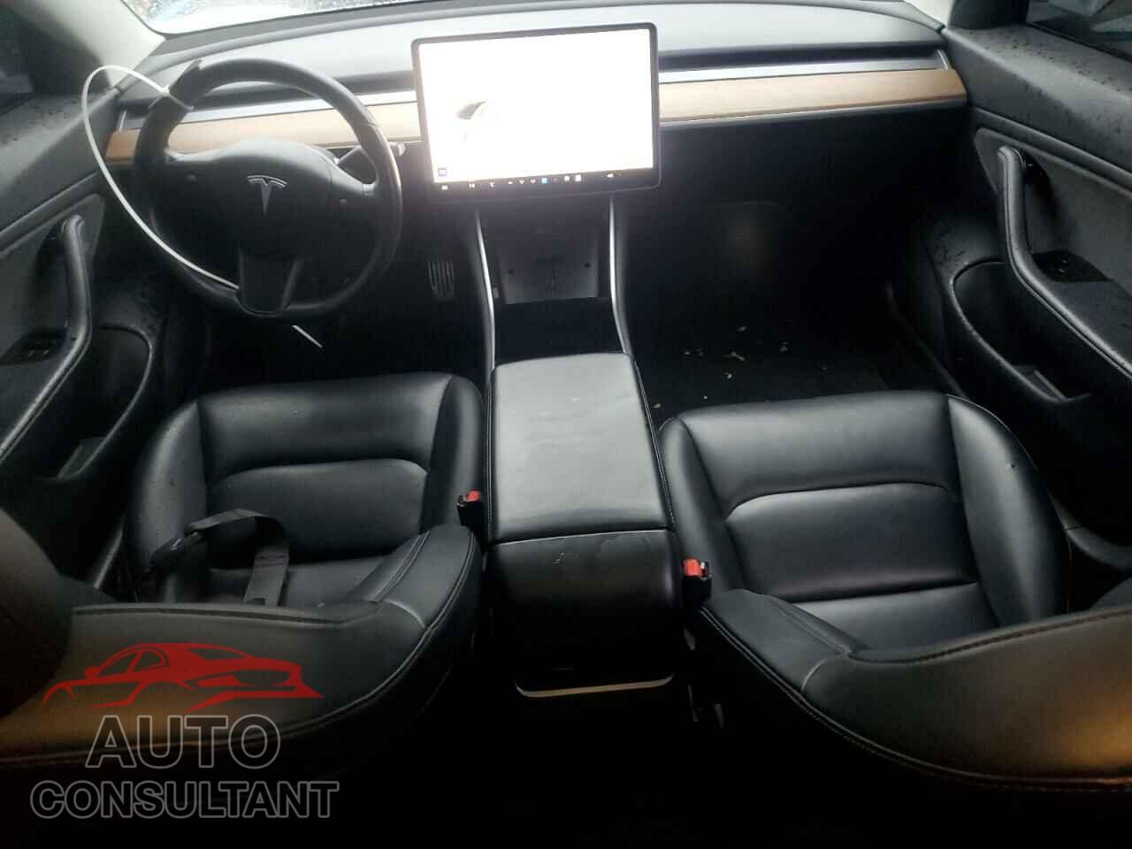 TESLA MODEL 3 2018 - 5YJ3E1EB4JF122118