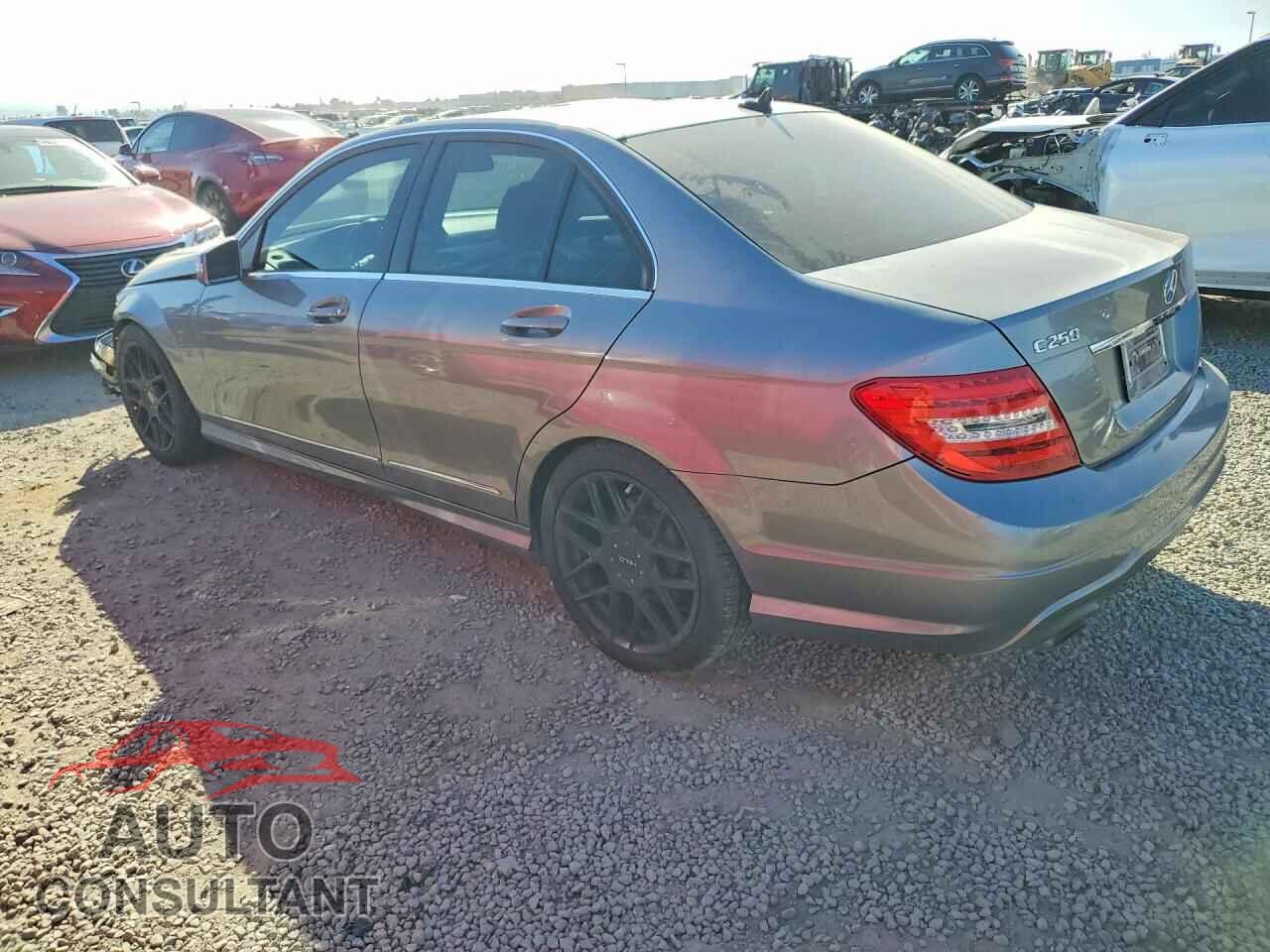 MERCEDES-BENZ C-CLASS 2012 - WDDGF4HB7CA609746