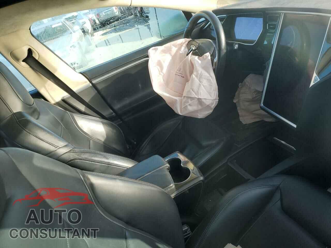 TESLA MODEL S 2016 - 5YJSA1E28GF128648