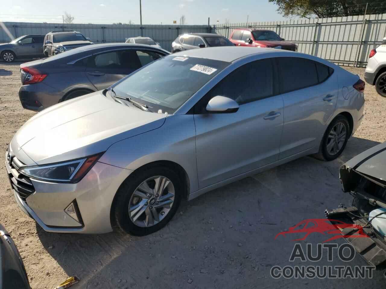 HYUNDAI ELANTRA 2019 - KMHD84LF5KU746498