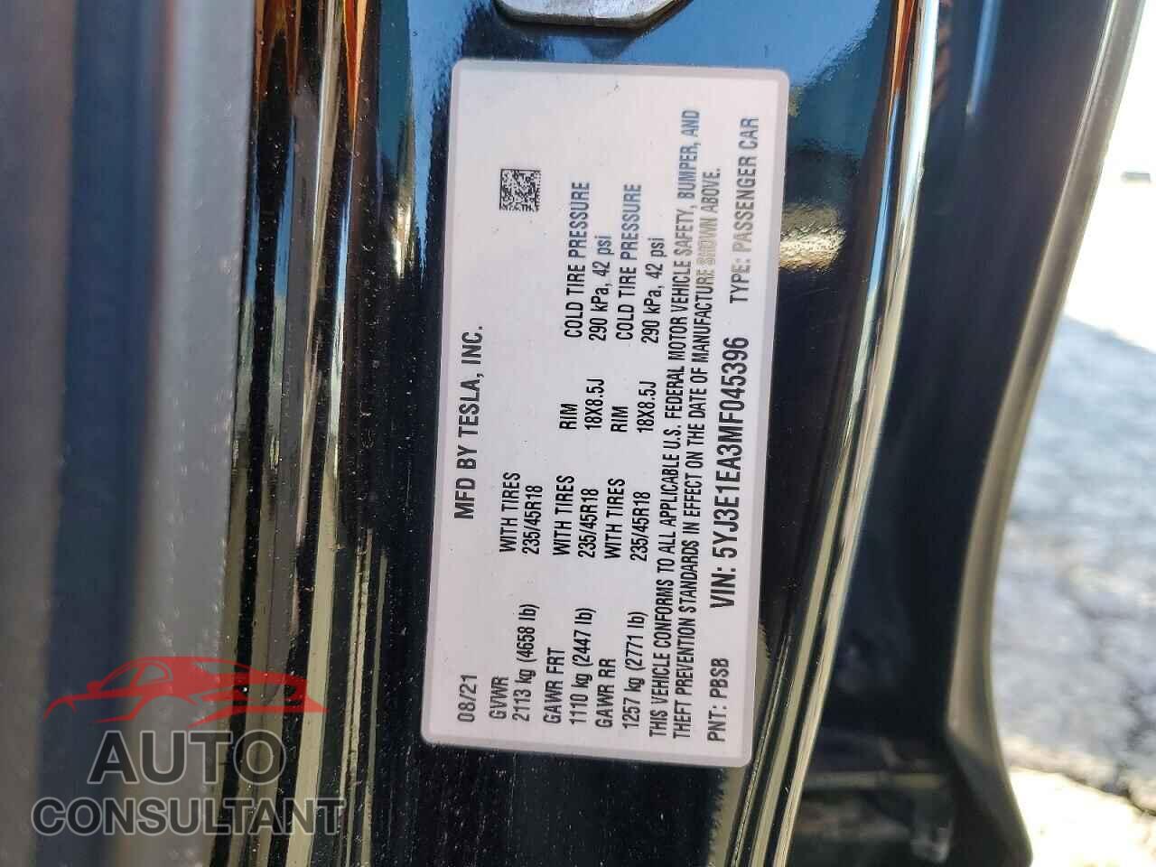 TESLA MODEL 3 2021 - 5YJ3E1EA3MF045396
