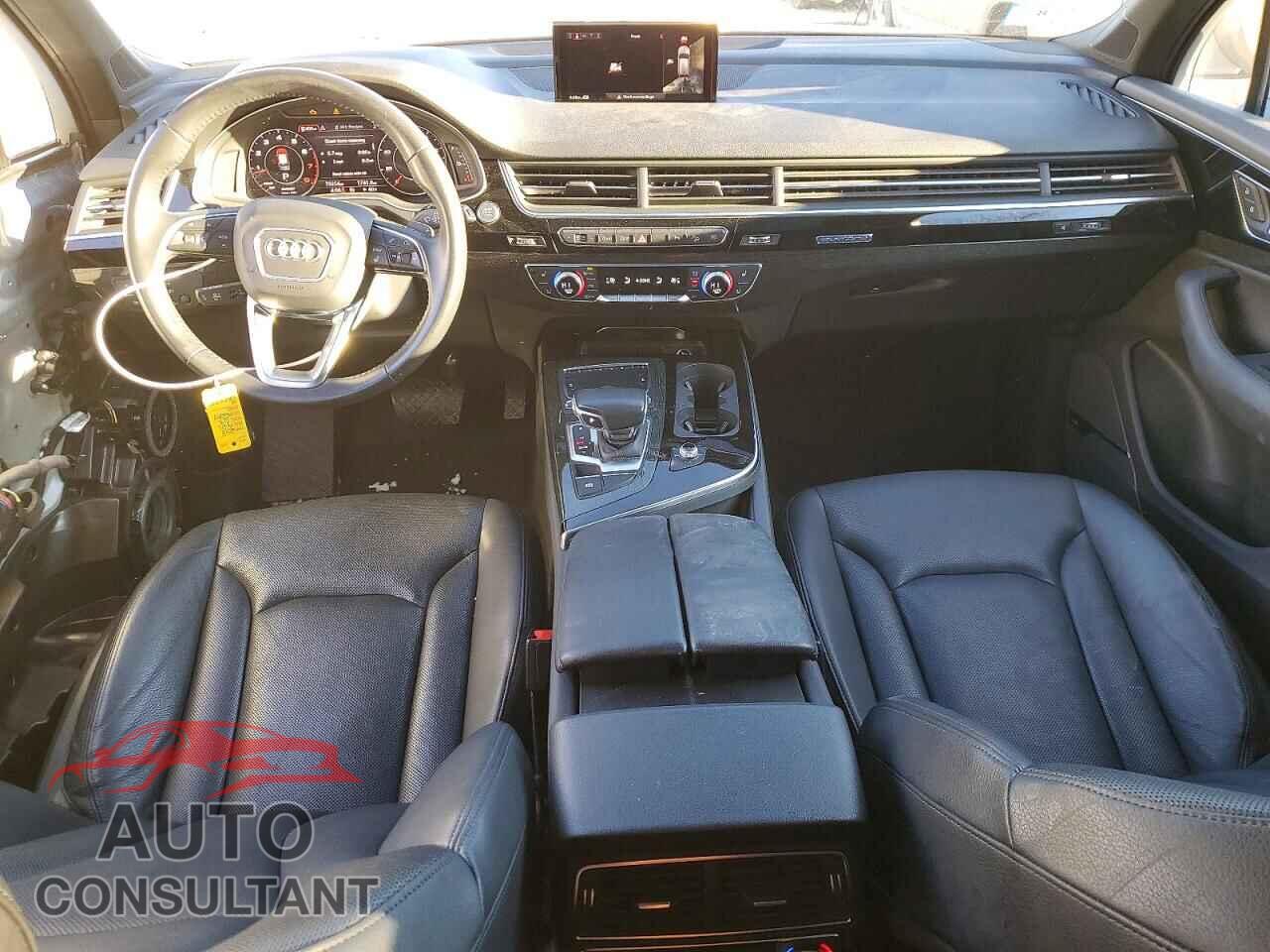 AUDI Q7 2018 - WA1LAAF76JD046117