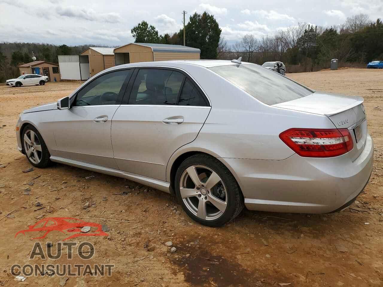 MERCEDES-BENZ E-CLASS 2010 - WDDHF8HB1AA104133