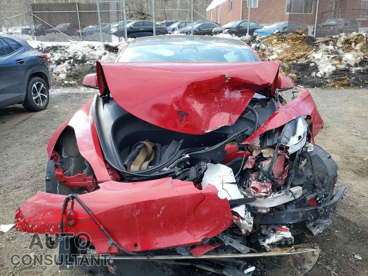 TESLA MODEL 3 2022 - 5YJ3E1EA9NF370359
