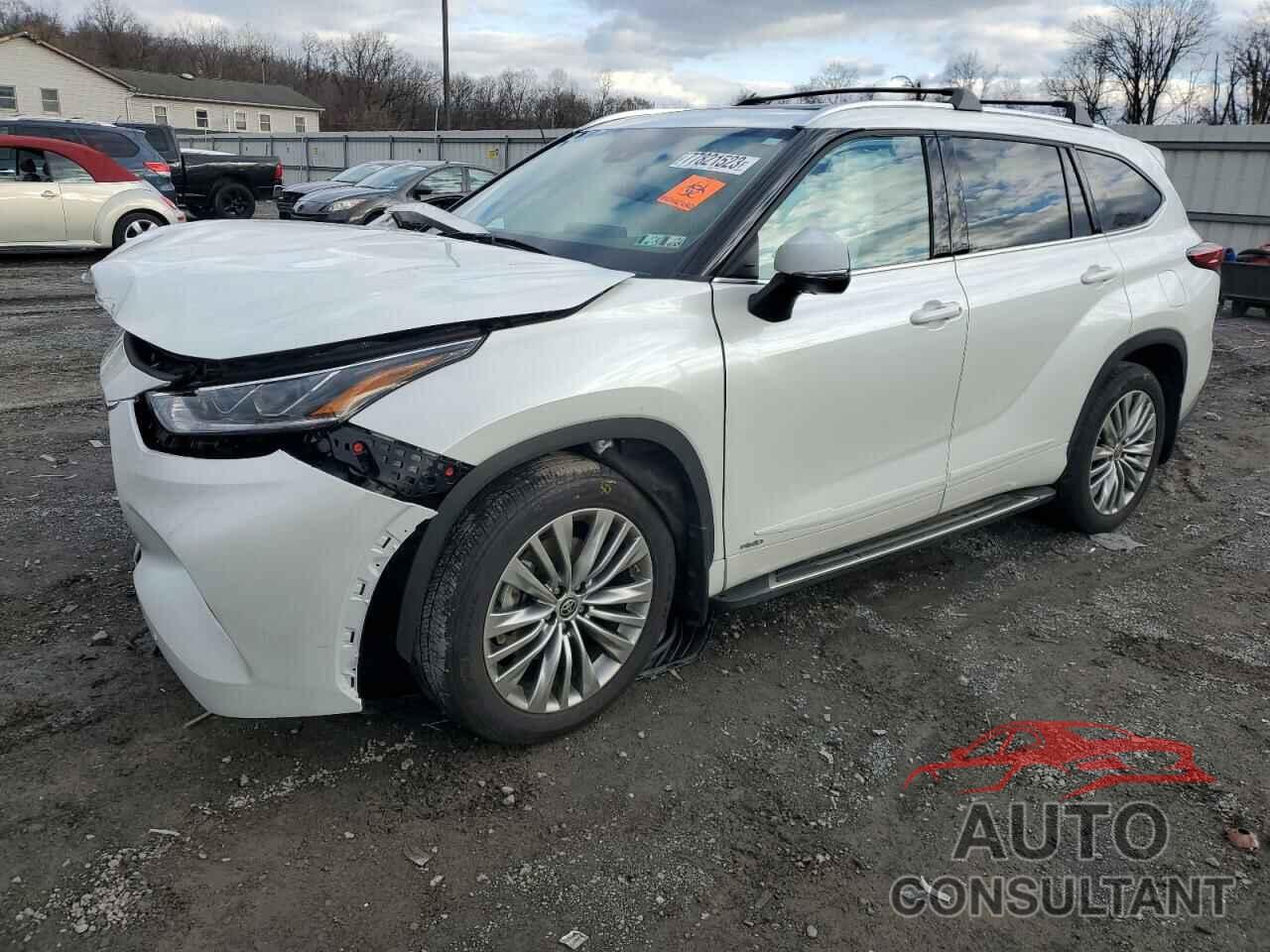 TOYOTA HIGHLANDER 2022 - 5TDEBRCH7NS085705