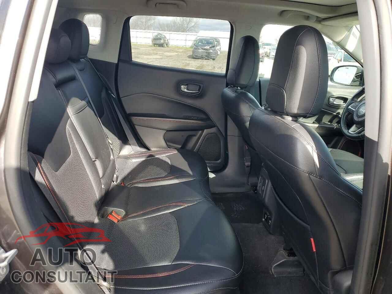 JEEP COMPASS 2017 - 3C4NJDDB6HT597871