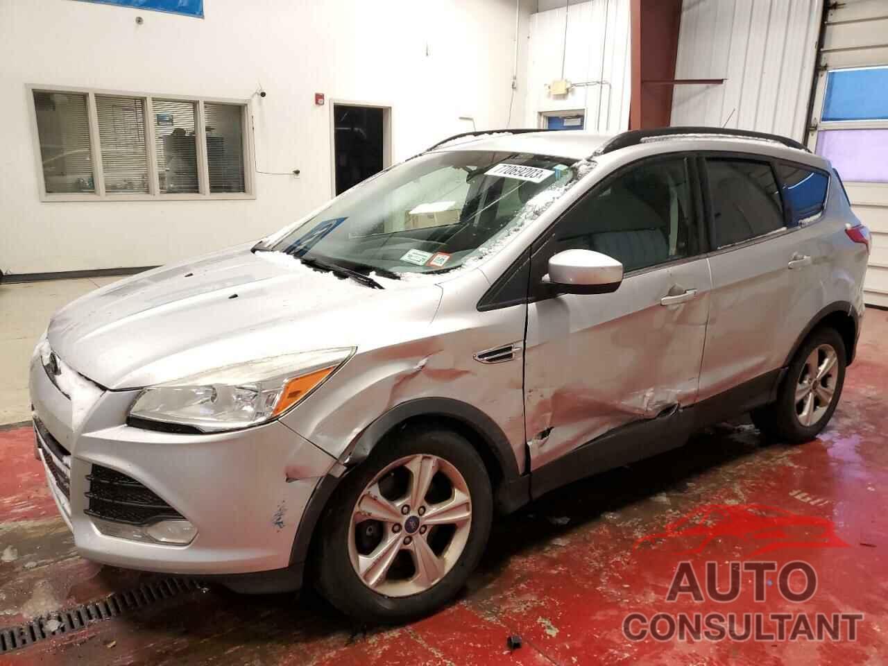 FORD ESCAPE 2015 - 1FMCU9G92FUA53774
