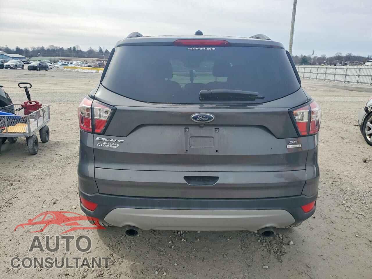 FORD ESCAPE 2017 - 1FMCU0GD8HUE32894