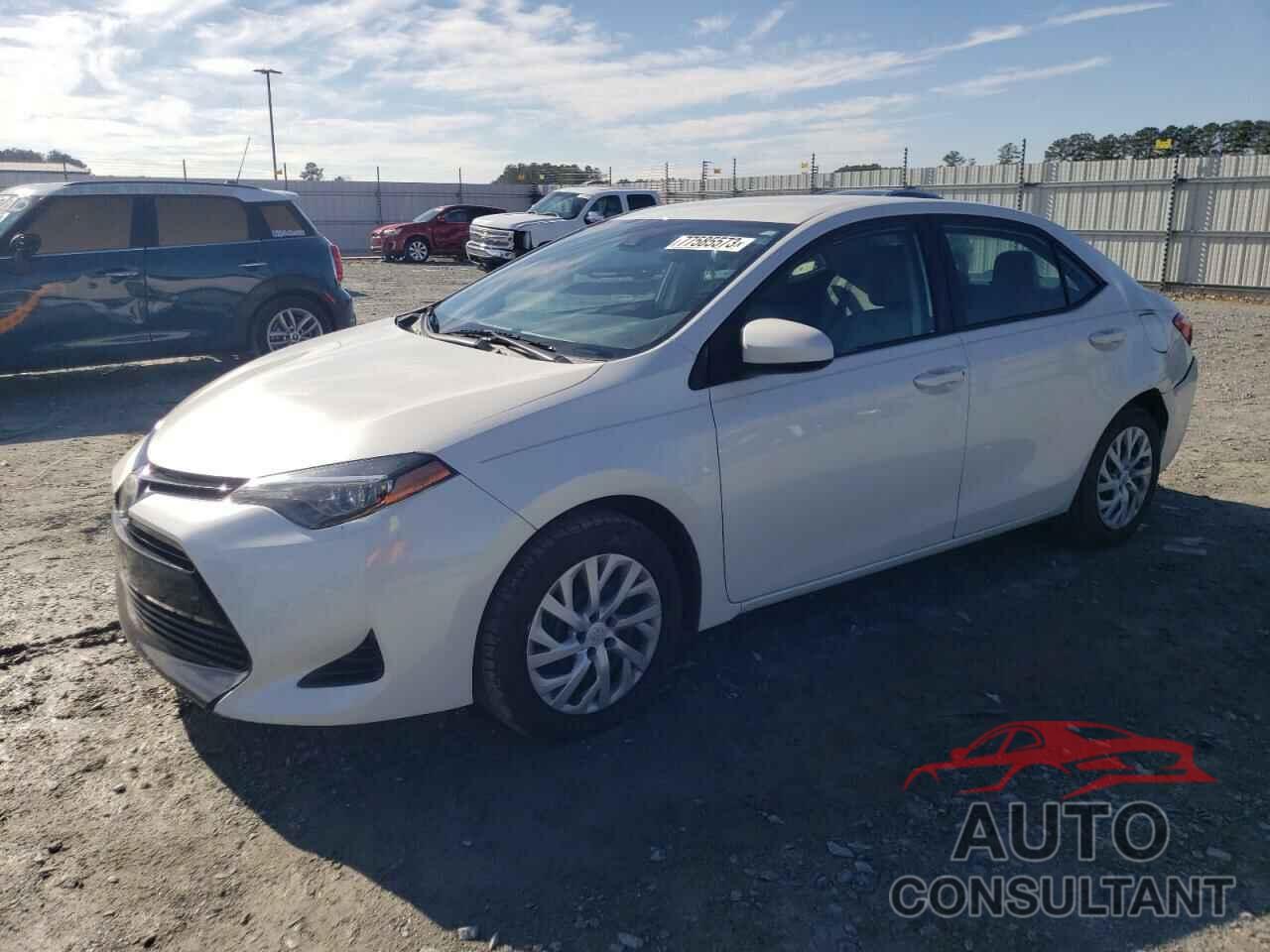 TOYOTA COROLLA 2017 - 5YFBURHE7HP703856