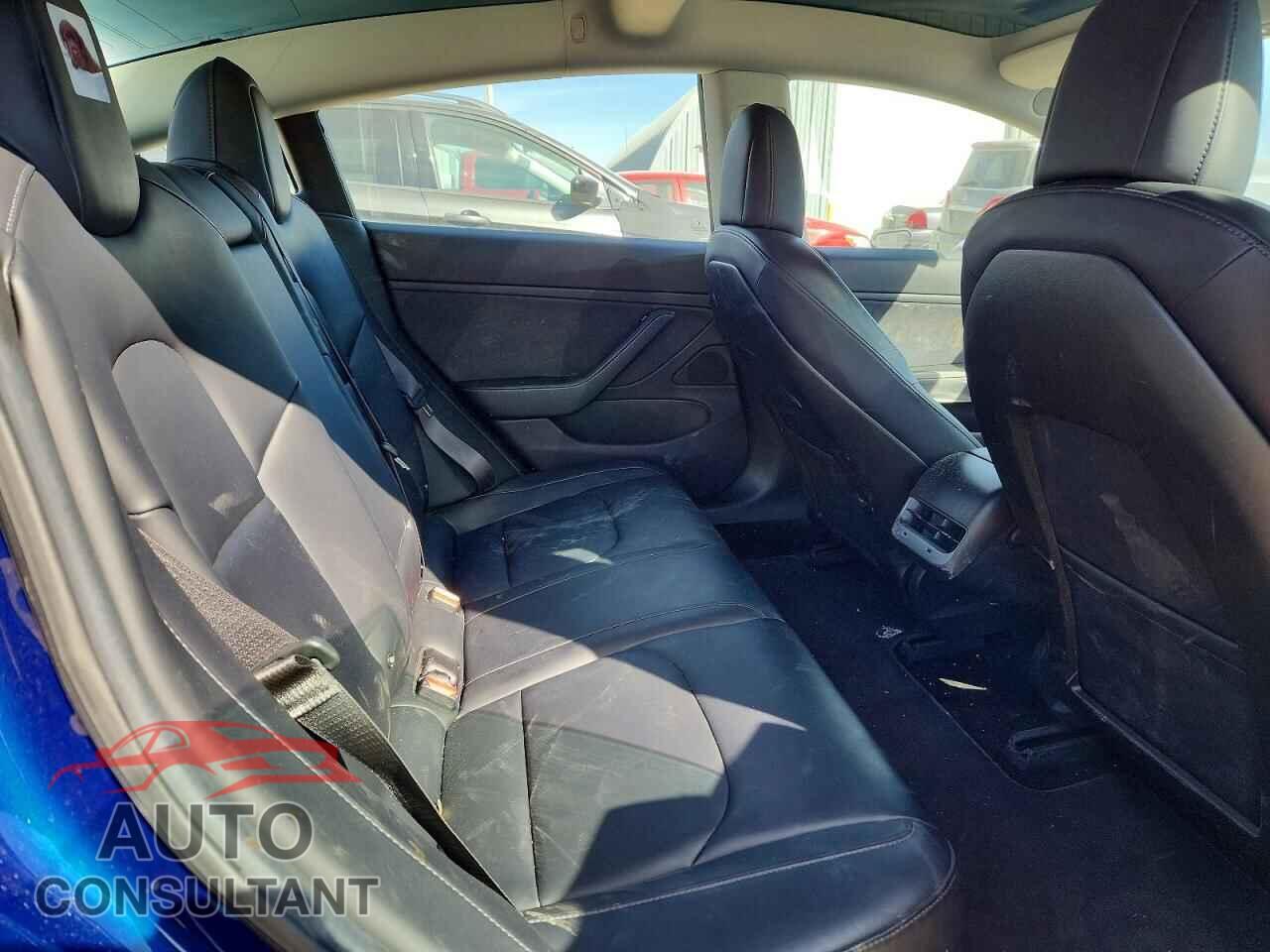 TESLA MODEL 3 2018 - 5YJ3E1EA6JF018253
