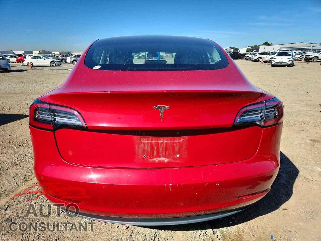 TESLA MODEL 3 2018 - 5YJ3E1EA1JF058501